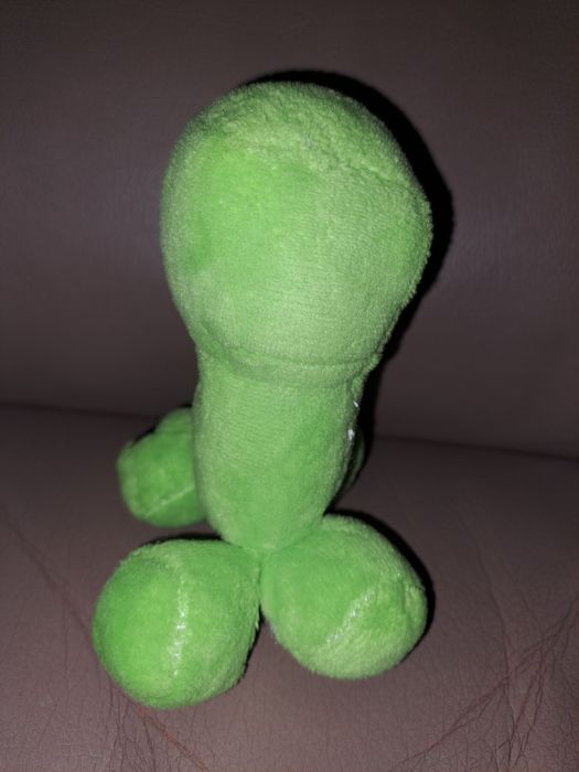 Mały pluszak, przytulanka dla dzieci.