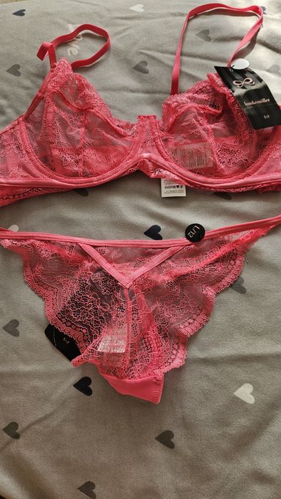 Комплект білизни Hunkemoller 80C + L