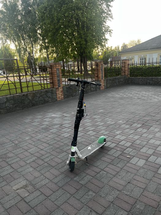 Електросамокат Lime-S відновлений