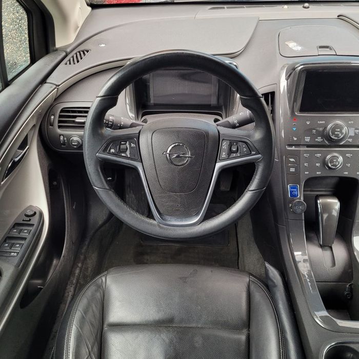 Opel Ampera