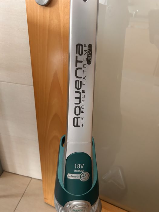 ROWENTA - Aspirador Vertical RH8912WH Sem Fio