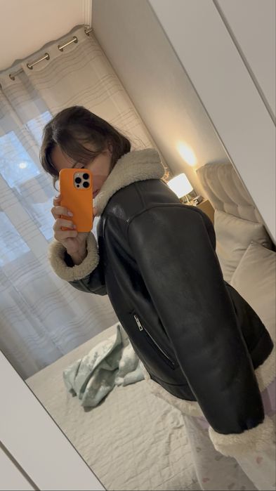 Штучна дублянка Mango