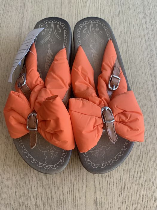 Klapki japonki pomarańczowe na platformie Mmm roz. 37