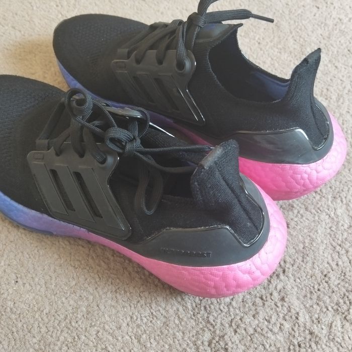 Buty Adidas Ultraboost 22 Core Black, r 36 2/3, jak nowe