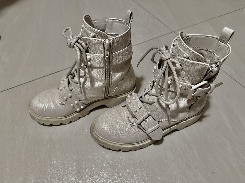 **Beżowe botki Guess USA, rozmiar 36 – idealny stan!**