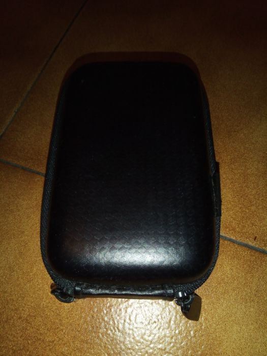 Caixa rígida máquina fotográfica Hama