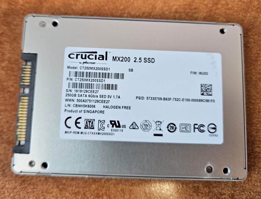 Dysk SSD Crucial MX200 250GB