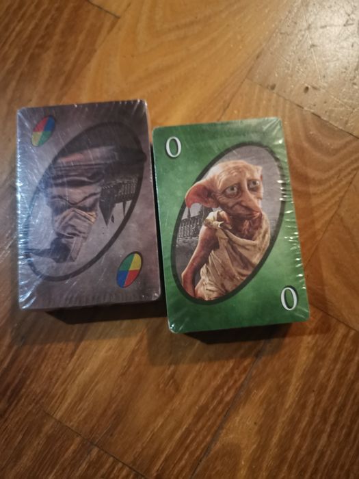 Uno Harry Potter card game