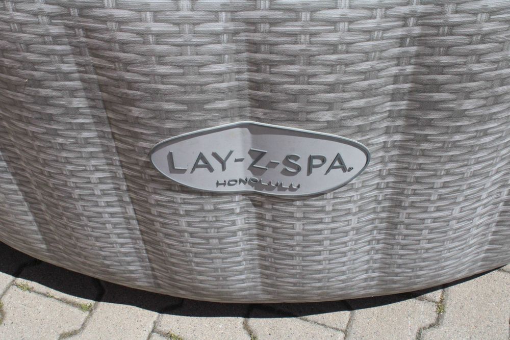 jacuzzi honolulu layzspa