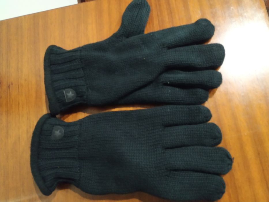 Luvas Converse NOVAs