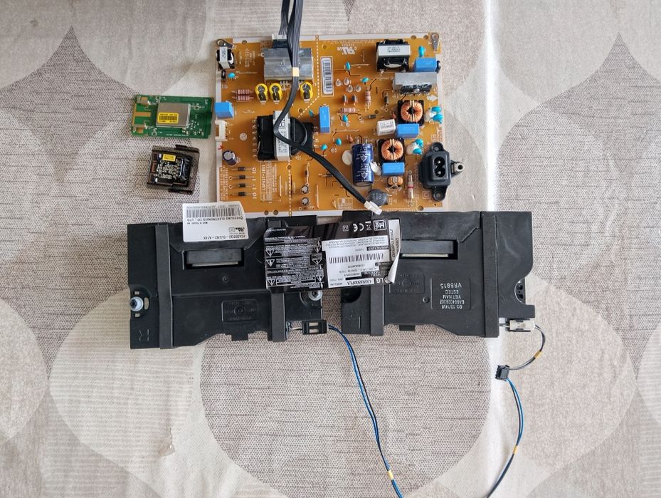 Tv LG 43UK6500PLA peças 12€ tudo