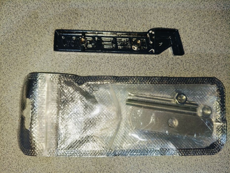 Emblemat r-design do Volvo  nowy