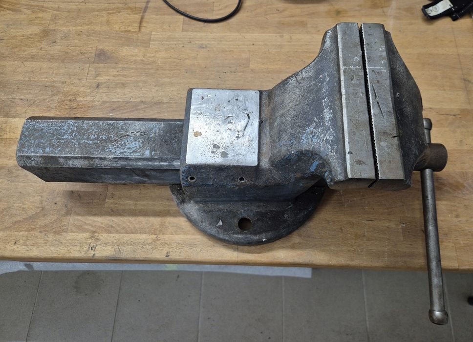 Solidne imadło 150mm