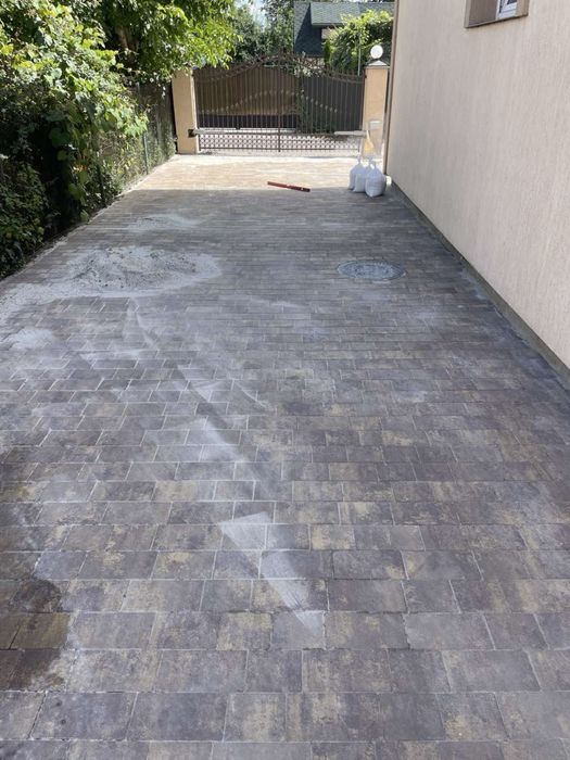 Укладка бруківки