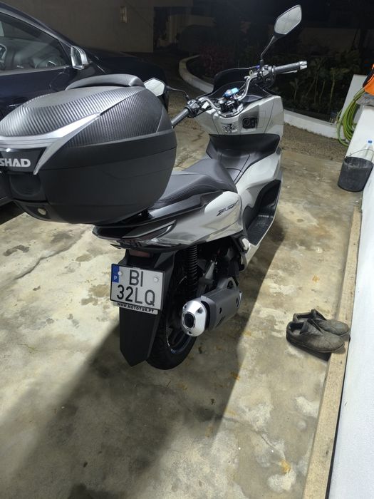 Vendo PCX de 2024 imaculada com 2800km reais