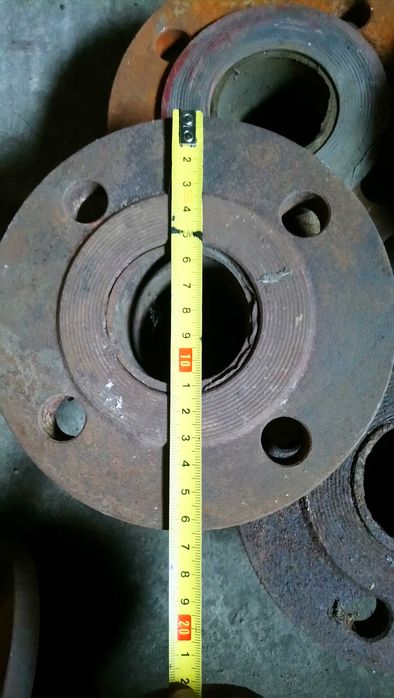 Króciec kołnierzowy flansza do wspawania i gwintowana