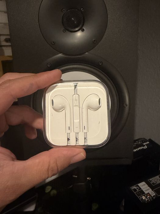 Auscultadores Apple EarPods Originais (com Caixa Acrílica)