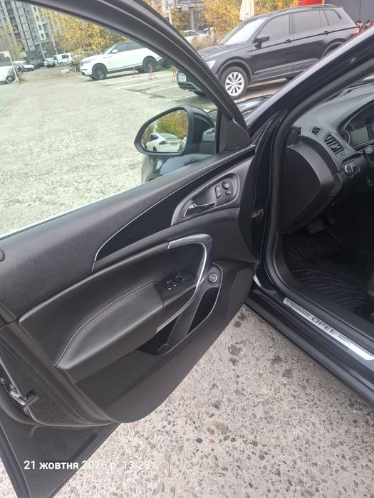 Продам opel insignia