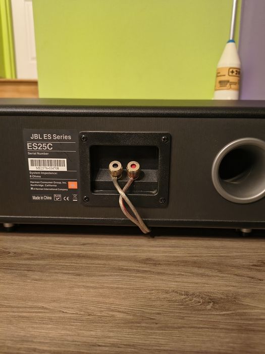 Kolumna centralna  JBL ES25C