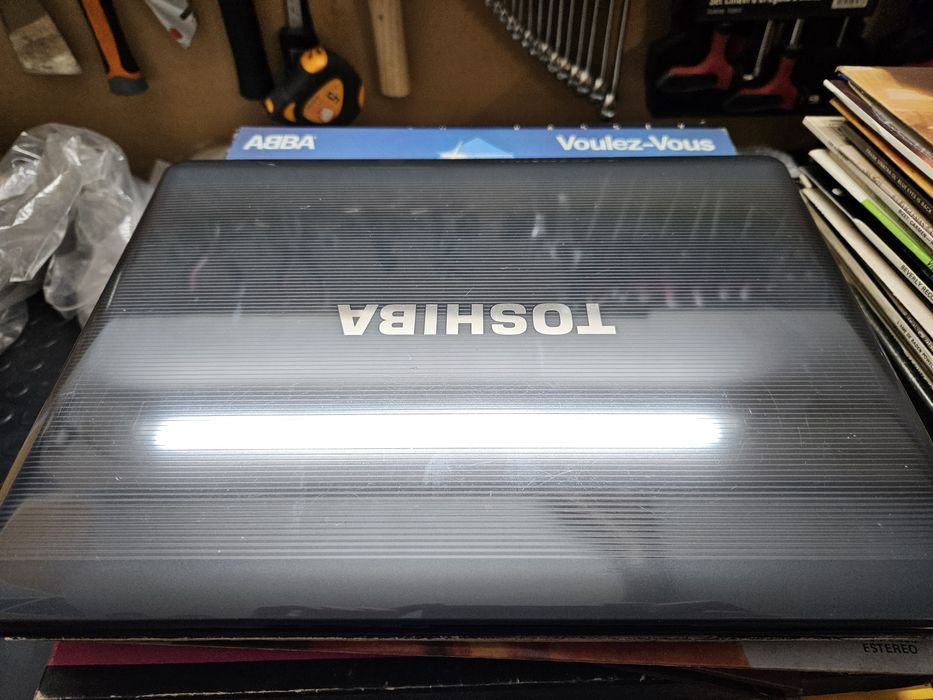 Portátil Toshiba Satellite U400-133 para peças