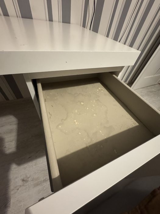 Biurko biale z ikea