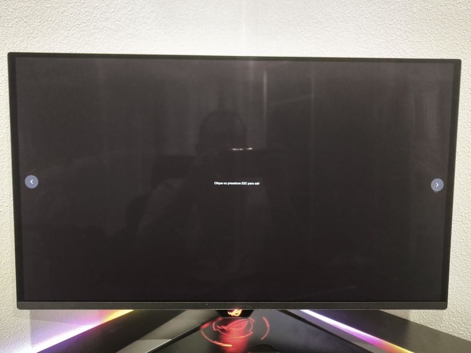 Asus ROG Swift qd-oled PG27UCDM