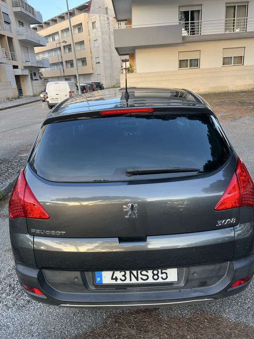 Peugeot 3008 1.6 Hdi (Allure) - Poucos Kms