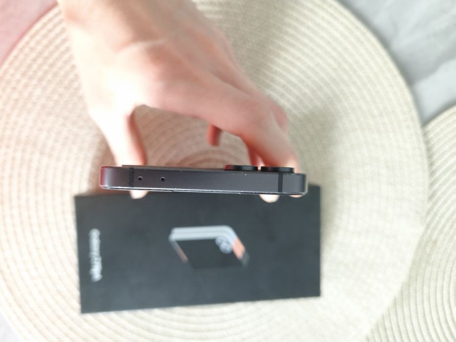 Samsung Galaxy Z Flip 6 – używany, z gwarancją , stan baterii 100%