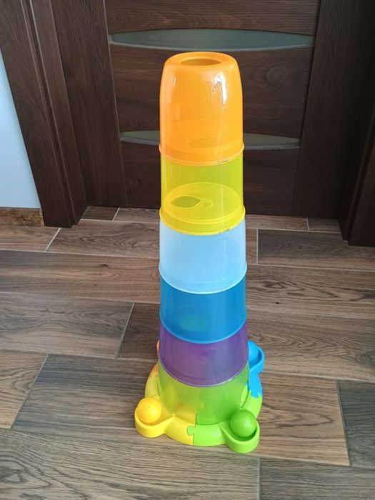 Zestaw zabawek - wieża z kulkami, skoczek oraz klocki Mega Bloks