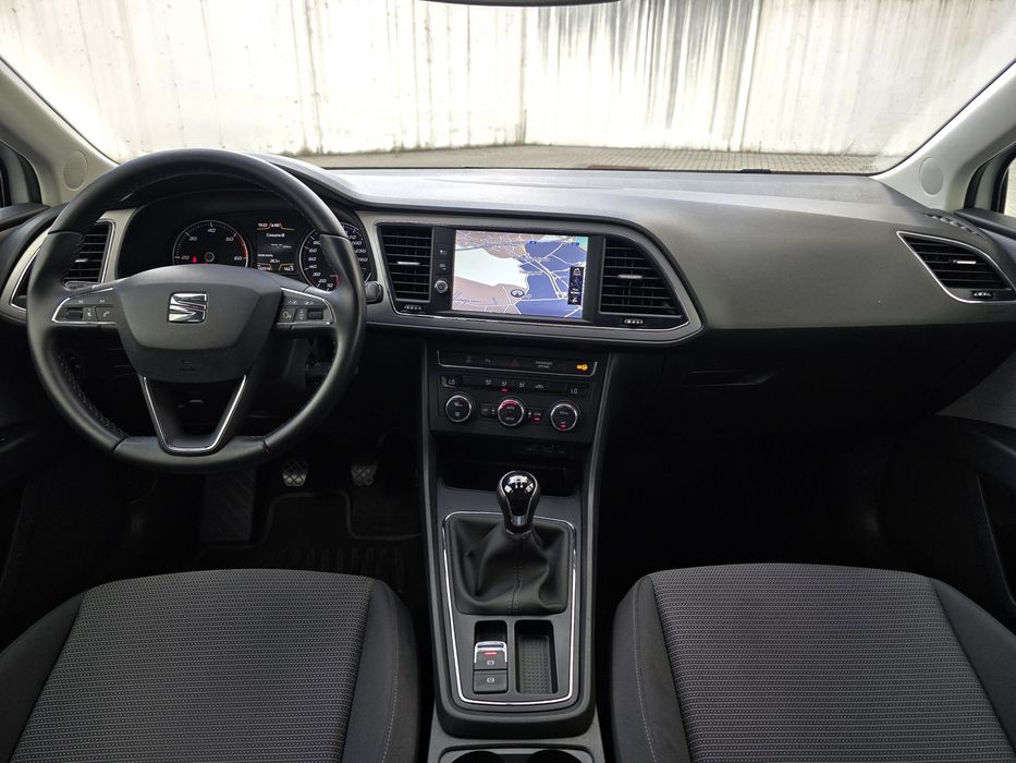 SEAT LEON ST Style 1.6TDI 115CV  - Imaculado
