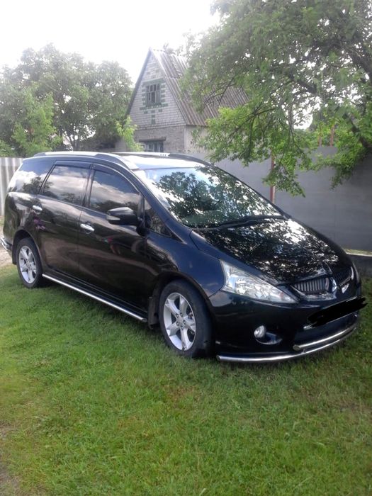 Mitsubishi Grandis 2007 (автомат)