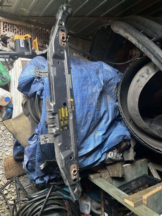 pas przedni saab 9-5