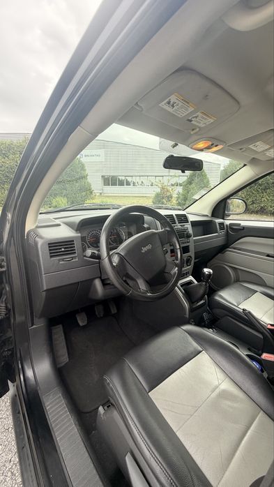 Jeep compass selo antigo 4x4