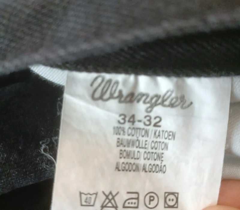 Wrangler durable czarne jeansy straight 3432 męskie