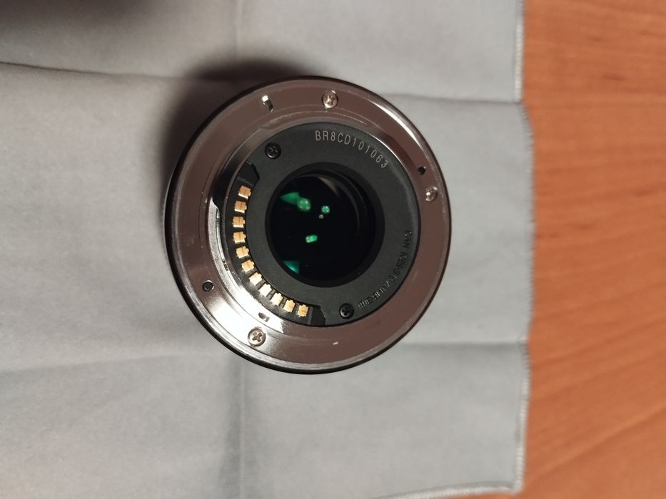 Panasonic Lumix 42,5 mm