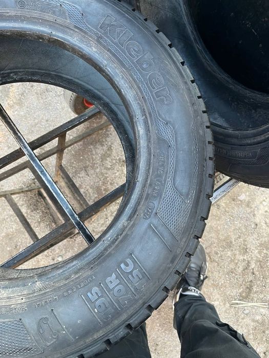 Шины БУ 195 70 R 15 С Kleber transpro Лето Пара резина