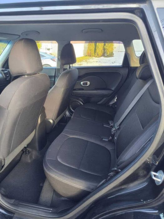 Kia Soul Base      2017