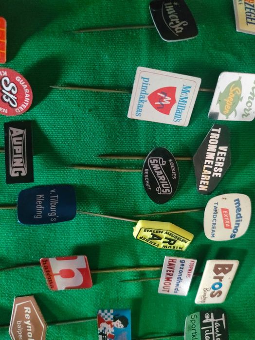 Pins / alfinetes de peito de marcas
