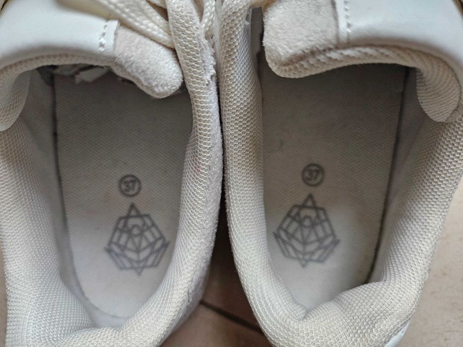 Кроссовки унисекс