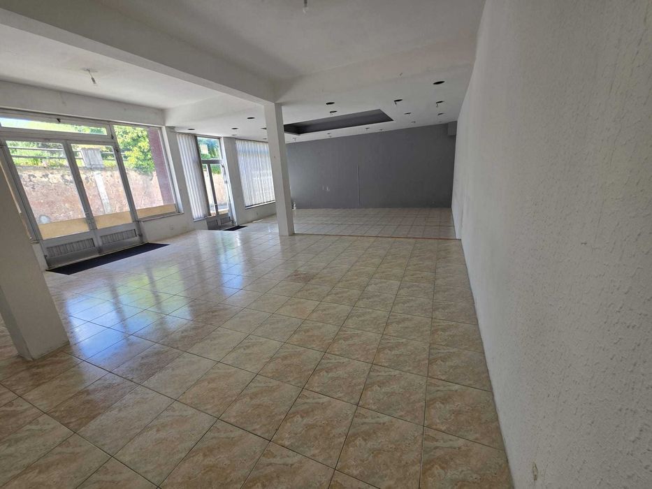 Arrenda-se espaço comercial - TONDELA