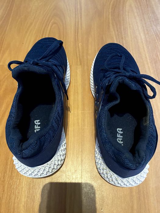 Tenis de desporto tamanho 42