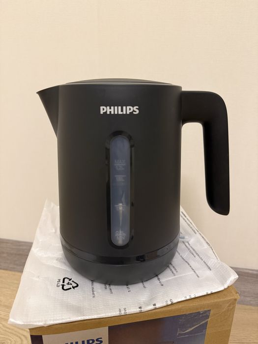 Електрочайник Philips Series 1000 HD9314/90