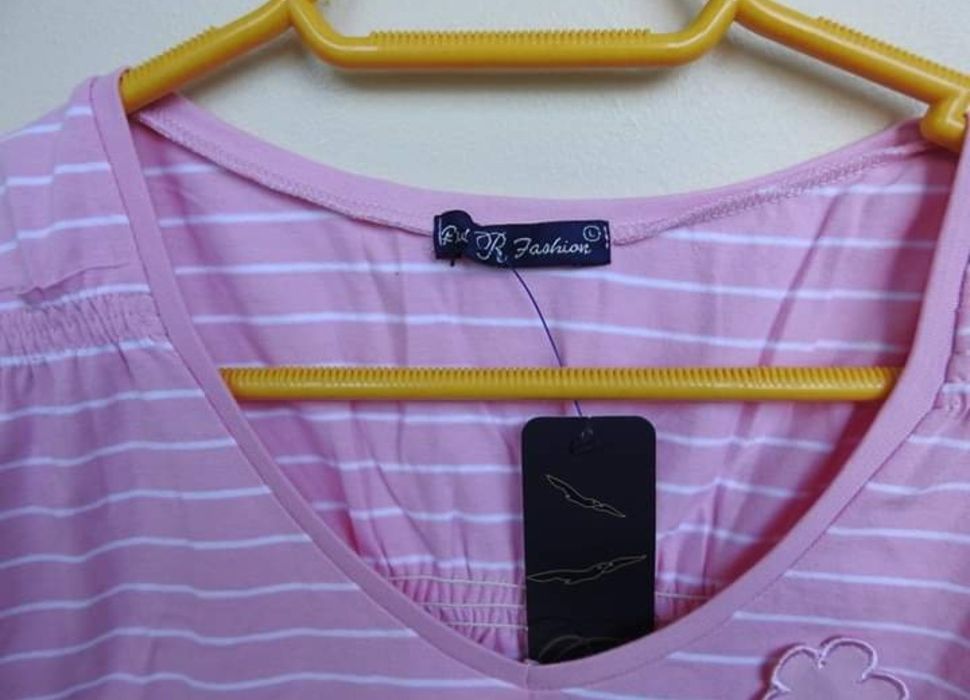 Blusa rosa flor - Tam. L NOVA