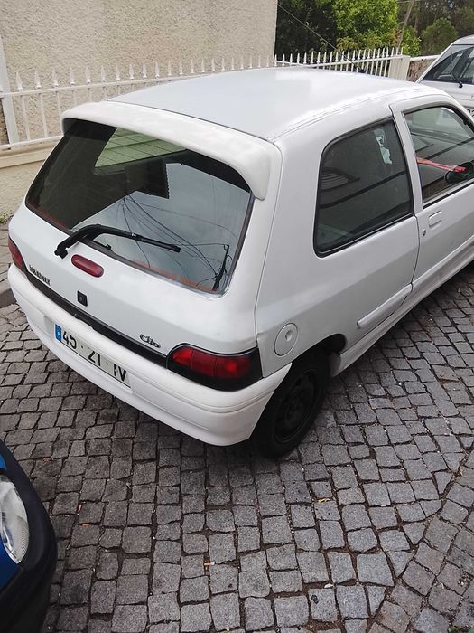 Carro Renault Clio 1.9 — photo 4