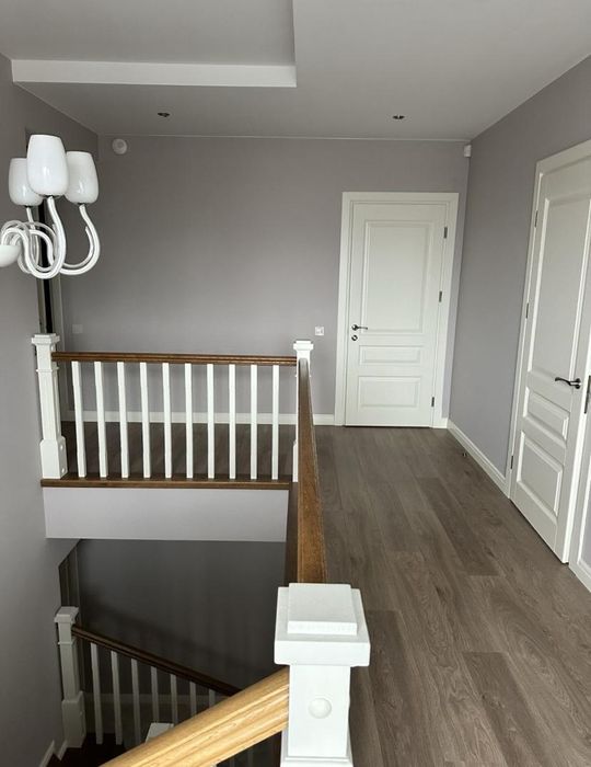 Будинок з ремонтом с. Зашків