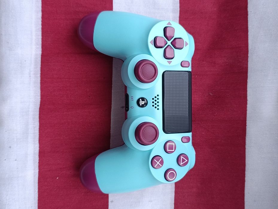 Dualshock 4, джойстик, геймпад для playstation 4 ягідний