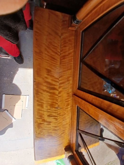 Komoda -serwatka Biedermeier