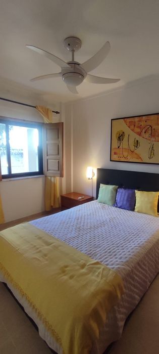 Apartamento T1 - 1ª Linha da praia c/garagem wi-fe