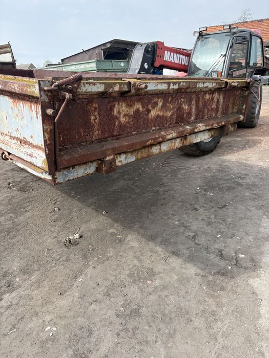 Zabudowa górna  przyczepa hl6011 d47