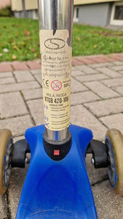 Hulajnoga balansowa trójkołowa